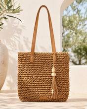 Lade das Bild in den Galerie-Viewer, Geflochtene Boho Shopper Tasche aus Naturfaser mit Quaste & Kunstlederriemen