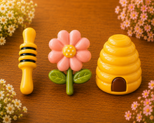 Lade das Bild in den Galerie-Viewer, Gipsfiguren Bastelset Bienenwelt - La colmena | Als fertiges 3er-Set | Auf Wunsch personalisierbar