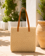 Lade das Bild in den Galerie-Viewer, Geflochtene Sommer-Shopper Tasche im Boho-Stil mit Quaste & Kunstlederriemen