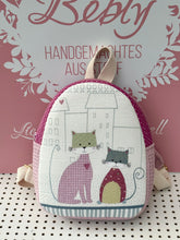 Lade das Bild in den Galerie-Viewer, Kindergartenrucksack Kinder – Mini Rucksack mit Katzenmotiv | Waffelpique & Baumwolle | handgemacht | Kita & Vorschule Geschenk