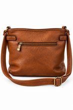 Load image into Gallery viewer, Kunstleder-Tasche mit Nieten in Cognacbraun | Strukturierte Crossbody-Bag mit Schulterriemen | 29 × 20 × 11 cm
