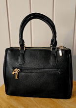 Load image into Gallery viewer, Elegante Handtasche aus Kunstleder – Bordeaux | Schwarz – 33×28×10 cm – Alltag & Büro