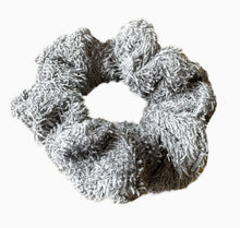 Lade das Bild in den Galerie-Viewer, Paar Frottee-Armbänder/ Wascharmband/ Spa-Armband/ wiederverwendbares Wellness-Accessoire/ Gesichtspflege