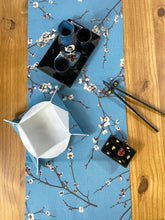 Lade das Bild in den Galerie-Viewer, Tischläufer Japanische Kirsche