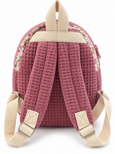 Lade das Bild in den Galerie-Viewer, Handgemachter Kinderrucksack mit Katzenmotiv aus Waffelpique – Rosa
