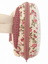 Lade das Bild in den Galerie-Viewer, Handgemachter Kinderrucksack mit Katzenmotiv aus Waffelpique – Rosa

