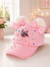 Lade das Bild in den Galerie-Viewer, Rosa Feen Mädchen Cap mit Schleifen &amp; Pompons – Zauberhafte Kinder Basecap mit Perlen
