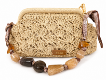 Lade das Bild in den Galerie-Viewer, Geflochtene Handtasche in Natur mit Schmuckriemen
