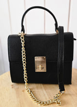 Lade das Bild in den Galerie-Viewer, Elegante Struktur-Handtasche aus Kunstleder – Modell „Drehverschluss“ in Schwarz, Olive, Cognac, &amp; Petrol – Top-Handle &amp; Crossbody-Tragegurt
