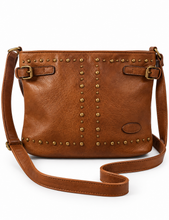 Load image into Gallery viewer, Kunstleder-Tasche mit Nieten in Cognacbraun | Strukturierte Crossbody-Bag mit Schulterriemen | 29 × 20 × 11 cm
