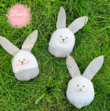 Lade das Bild in den Galerie-Viewer, Osterhase aus Stoff
